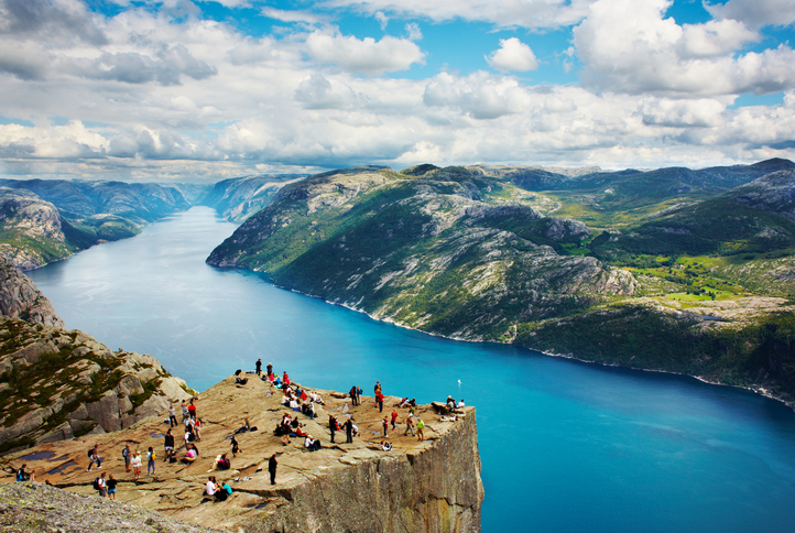 Preikestolen Village – Jørpeland